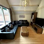 3 Bedrooms Family House 6 P Near Amsterdam & Sea Casa de Férias Opmeer
