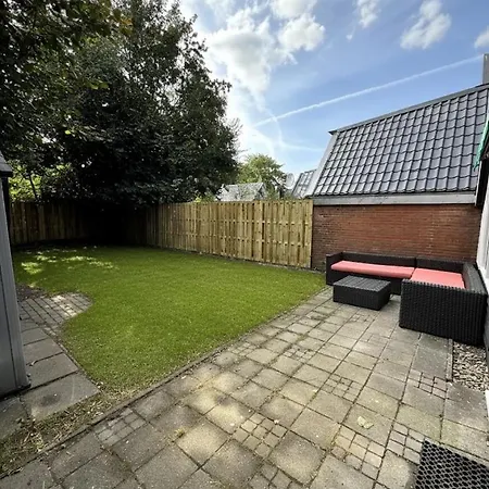 3 Bedrooms Family House 6 P Near Amsterdam & Sea Дом отдыха Opmeer